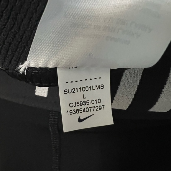 NWOT Nike Pro Crop Leggings - Picture 4 of 4